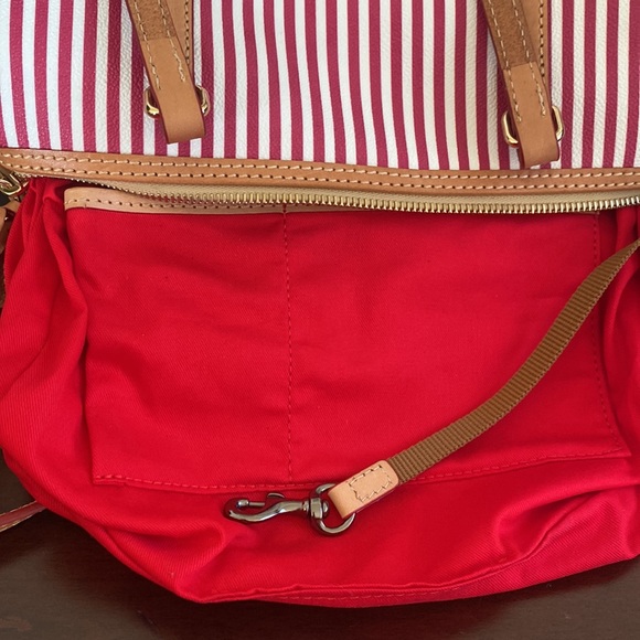 DOONEY & BOURKE 🩷FUCHSIA PINK & WHITE🤍 STRIPED BARREL SHOULDER BAG🩷LIKE NEW🤍 - Picture 13 of 17